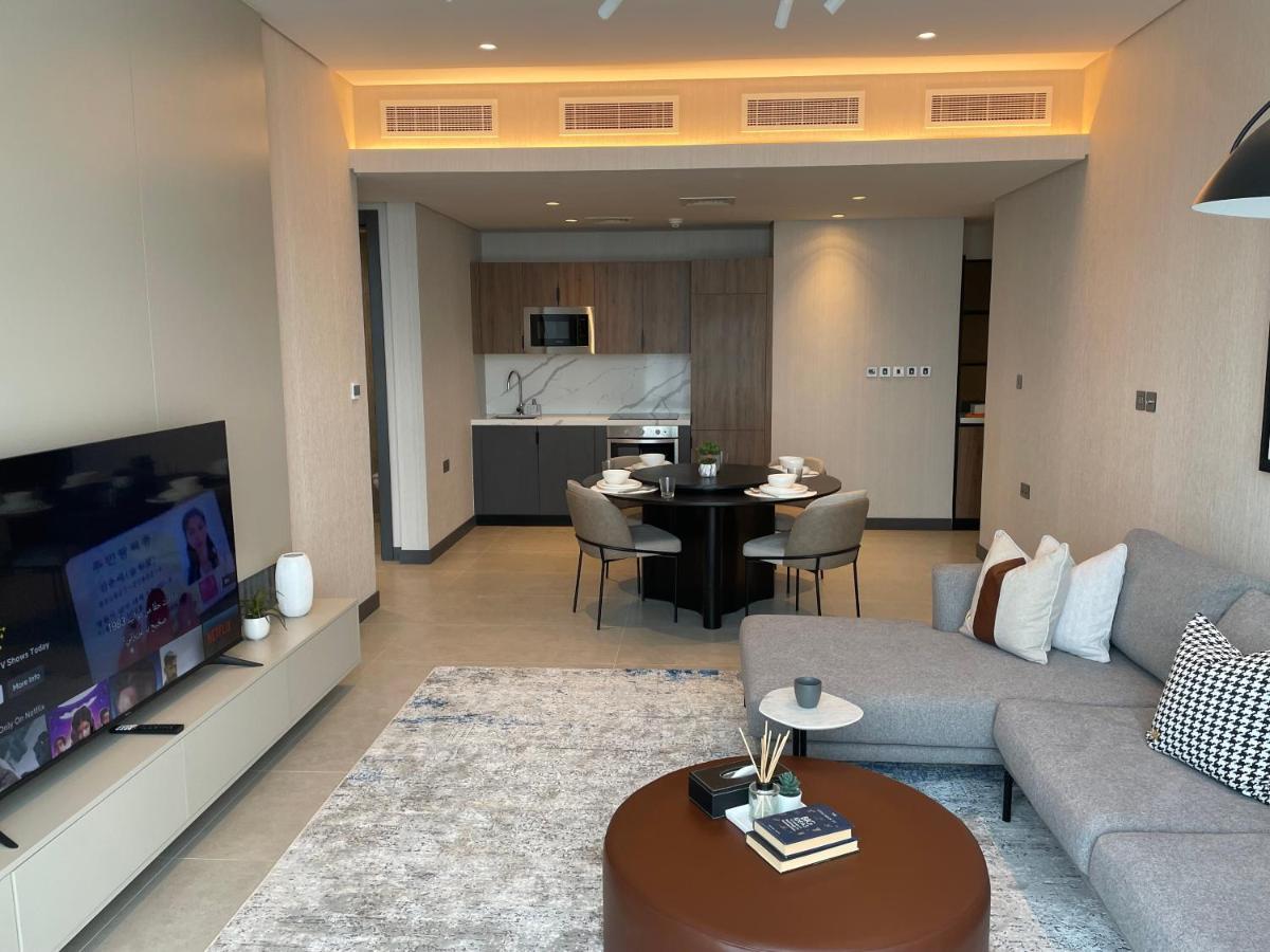 Charthouse Bahrain Manama Exterior foto A living room in a two-bedroom apartment